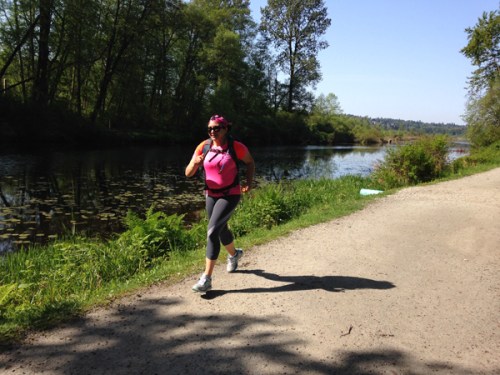 Ms. Healthy Beacon running one of my favourite stretches around the lake.