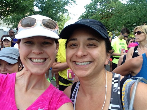 Pre-run smiles with Joy from Healthy Beacon